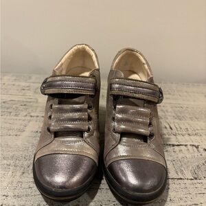 Stylish Metallic women Shoes